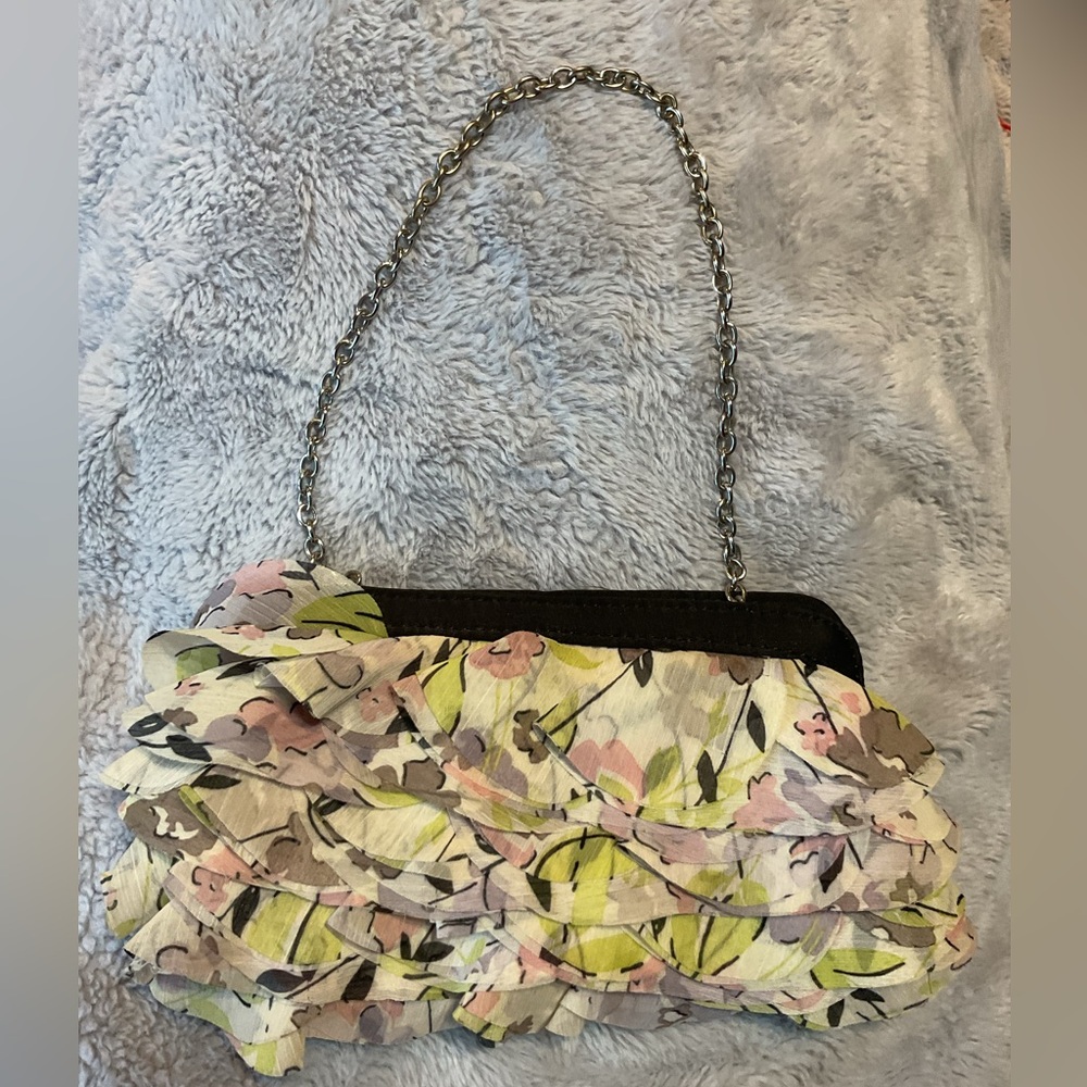 Floral Ruffle Chain Strap Bag